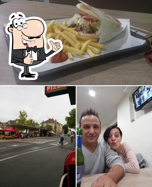 Regarder cette photo de O'Mando Restaurant Grillades Pizzeria Pide & Kebab