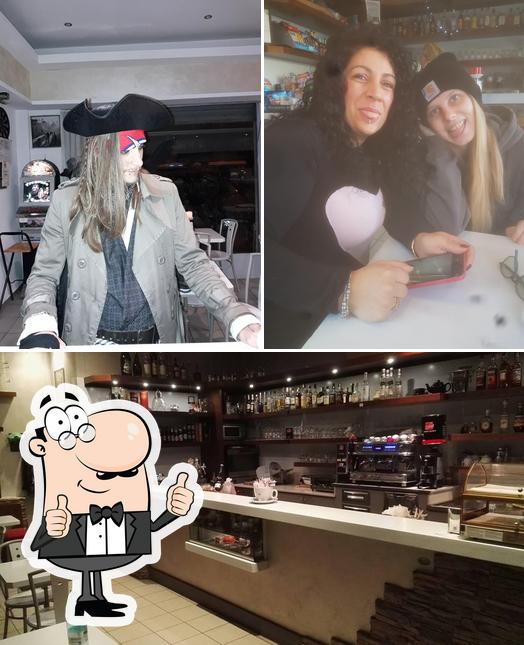 Ecco un'immagine di Bar Company di Tecla Pesenti