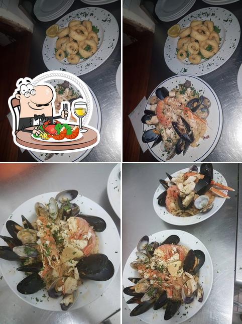 Ordina la cucina di mare a La Sirenella — Ristorante • Pizzeria