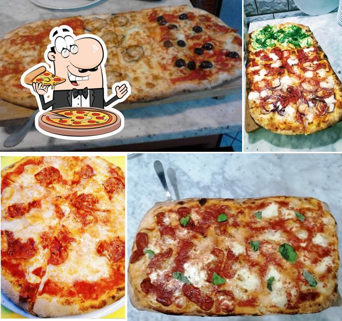 Scegli una pizza a Ristorante Palm Beach