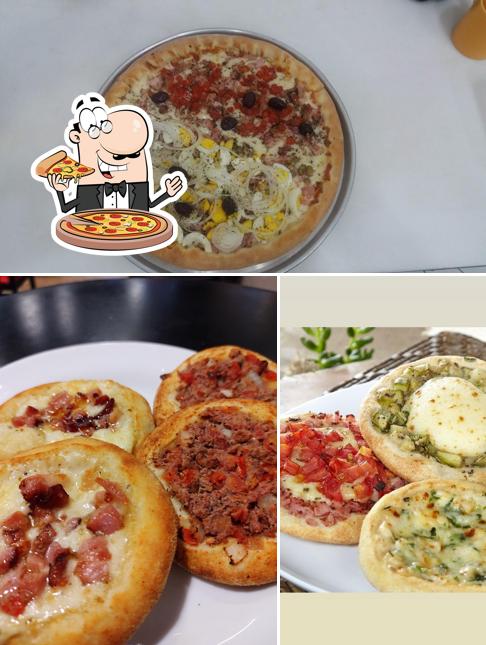 Escolha pizza no Sahara Comida Árabe