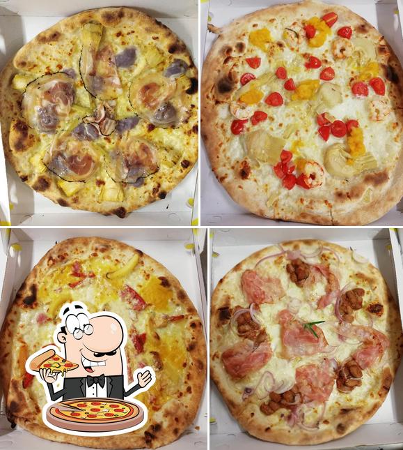 At pizzeria dai ponci, you can try pizza