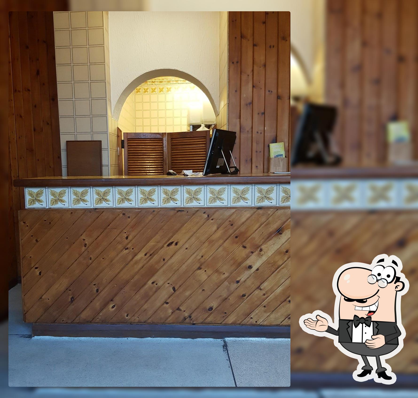 Neyland Chinese Takeaway in Neyland Restaurant menu and reviews