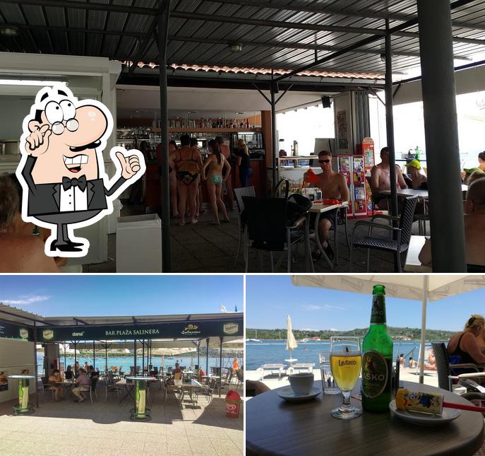 Gli interni di Bar Plaža