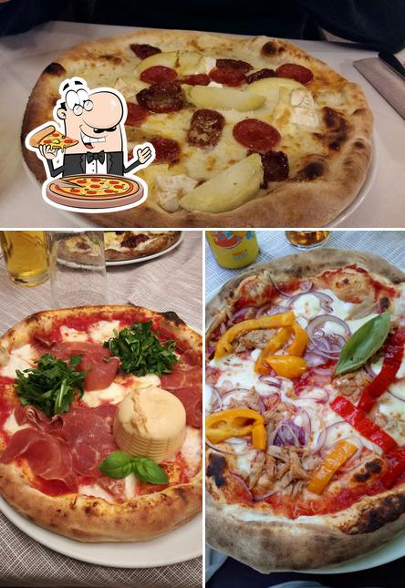 Choisissez des pizzas à Pizzeria Ristorante Marechiaro