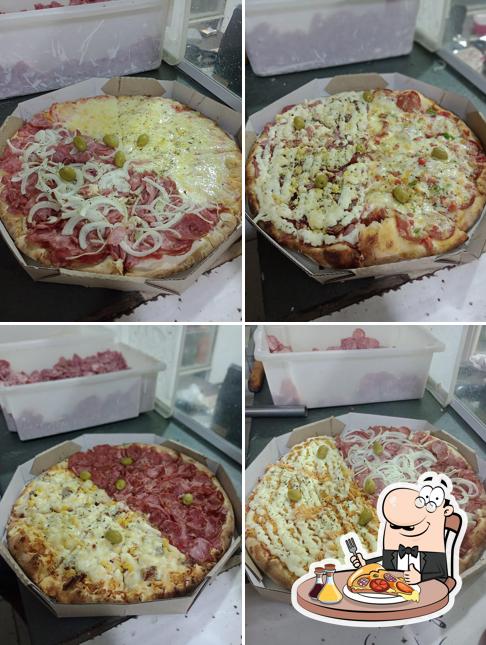 Escolha diversos tipos de pizza