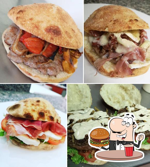 Prova un hamburger a Pizzeria La gustosa