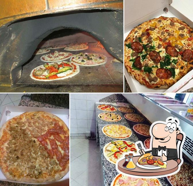 Scegli una pizza a Pizzeria S. Maria