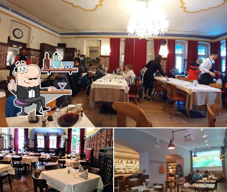 Gli interni di Theatercafe' Zentral Ristorante Pizzeria