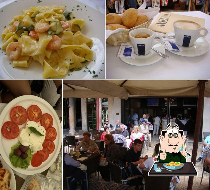 Platti al Caffè Anselmi