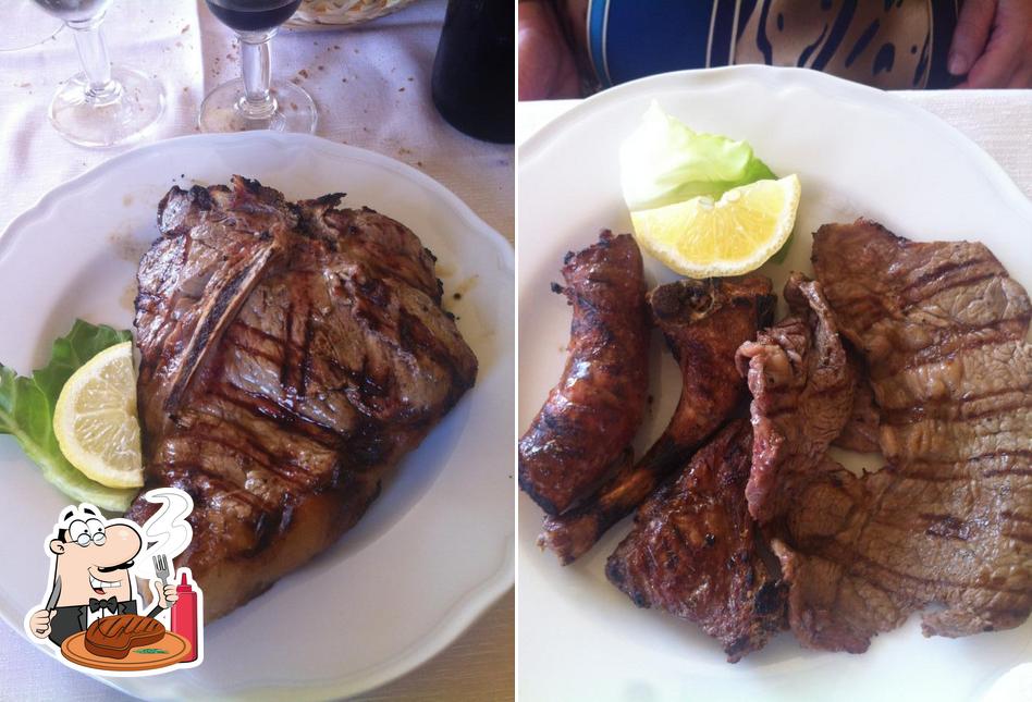 Scegli i un pasto a base di carne a Agriturismo Casale La Monticella