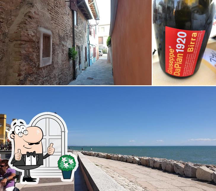 Questa è la immagine che presenta la esterno e birra di da Pino Caorle