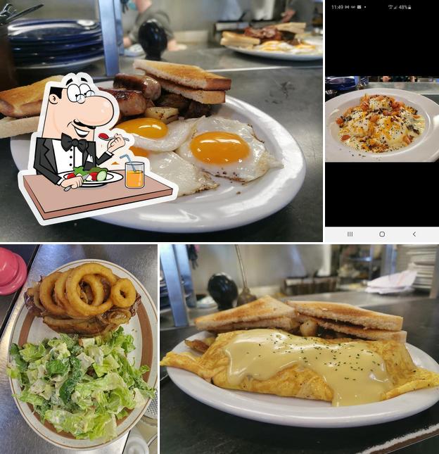 Duke's Dockside Grill