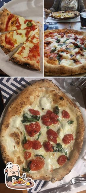 Choisissez des pizzas à La Barchetta