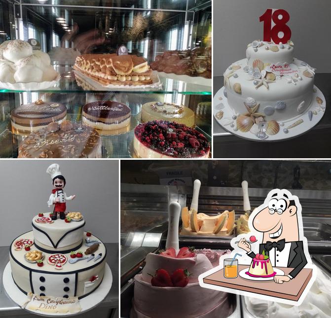 Pasticceria Mercantile serve un'ampia selezione di dessert