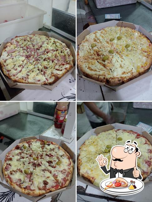 Escolha pizza no PIZZARIA CRISTA