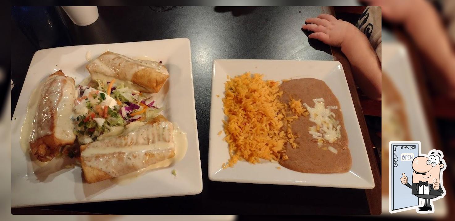 Monterrey Mexican Grill in Moundridge Restaurant menu and reviews