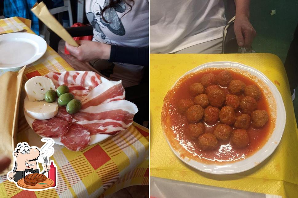 Ordina i un pasto a base di carne a FRATELLI DE GENNARO PASSIONE DAL 1962