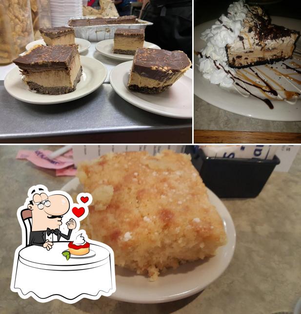 DiCristina's Italian and Seafood Restaurant in Covington Restaurant