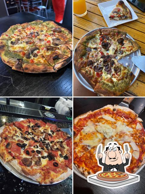 Eight Ball Cafe in Everett Restaurant menu and reviews