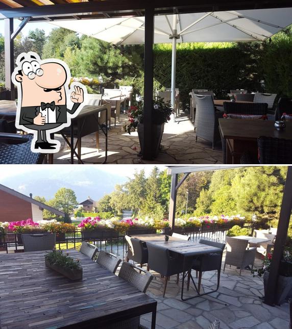 Regarder la photo de Restaurant La Mi-Côte