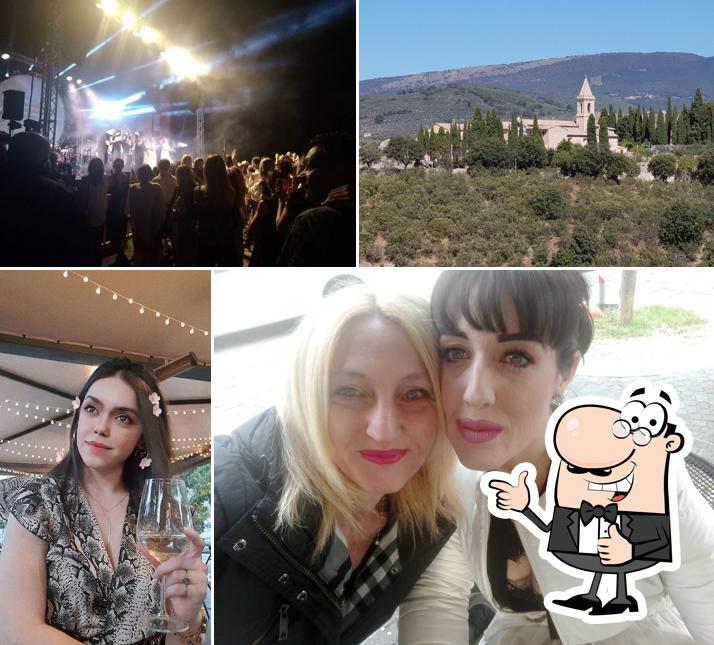 Guarda la foto di Bar Chalet