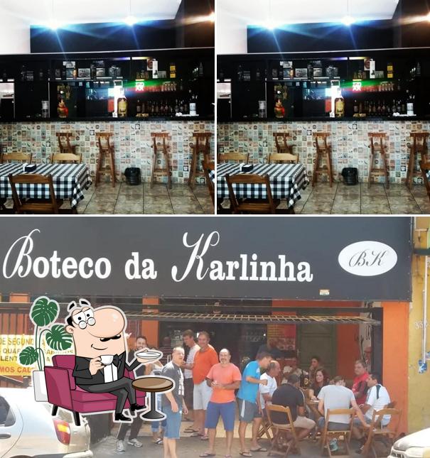 O interior do Boteco da karlinha