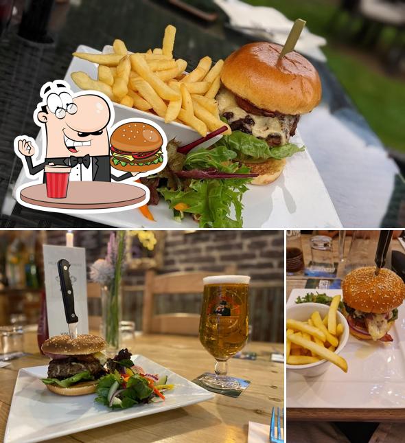 Get a burger at Prince of Wales - Hoath