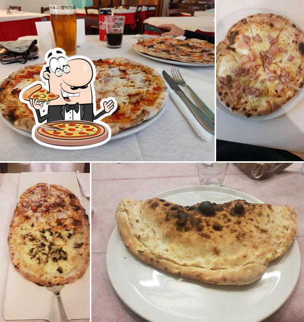 Prenditi una pizza a Pizzeria Ristorante al Falco