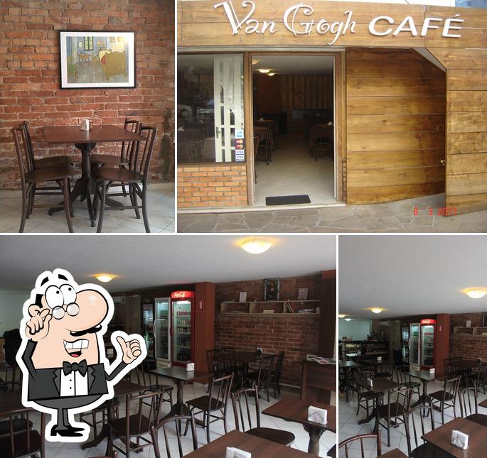 Интерьер "Van Gogh Cafe"