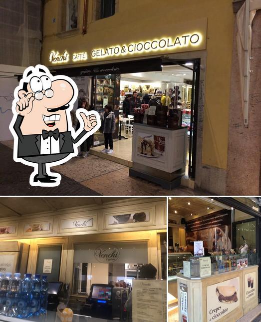 Gli interni di Venchi Cioccolato e Gelato, Verona Via Mazzini, Arena