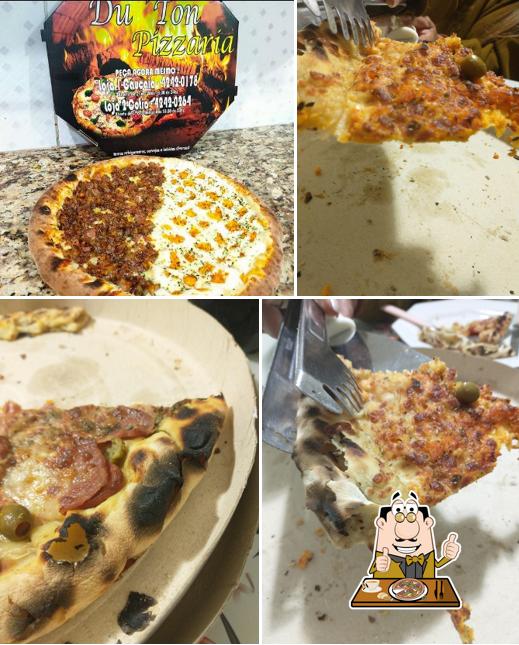 Escolha pizza no Du'ton pizzaria