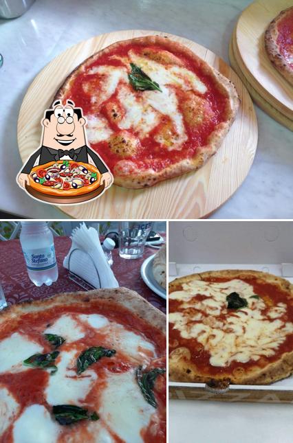 Scegli una pizza a Pizzeria Scapicciatriello