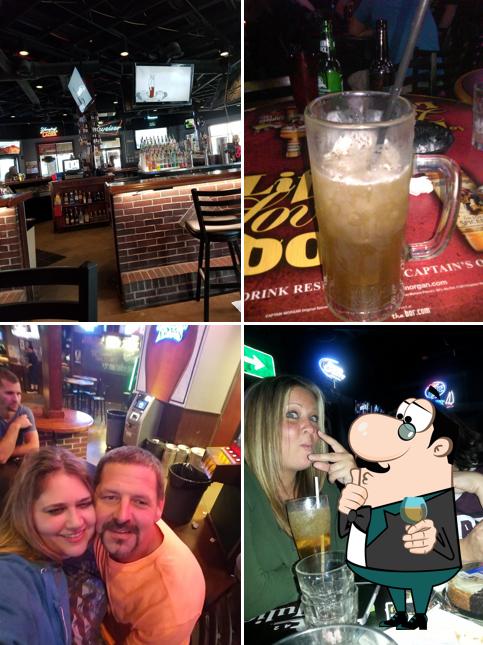 The End Zone Sports Bar & Grill in Lafayette Restaurant menu and reviews