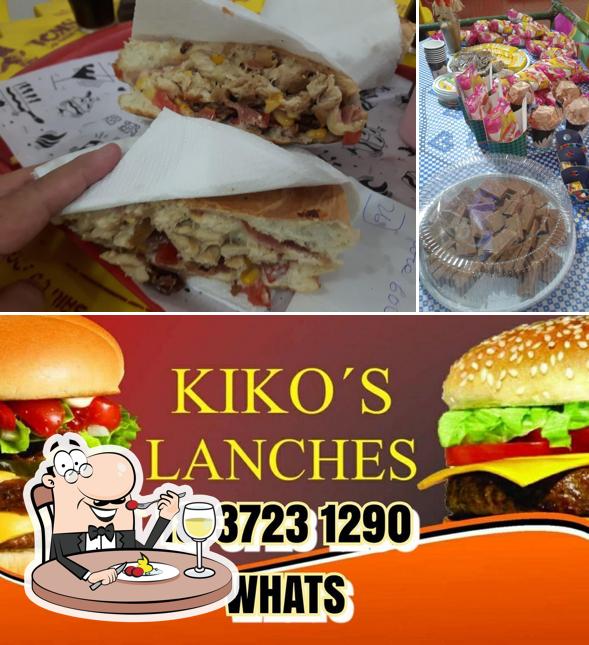 Comida em Kiko's Lanches