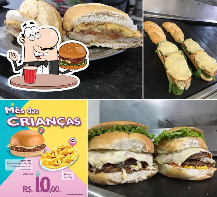 Pide una hamburguesa en Ligue Lanches