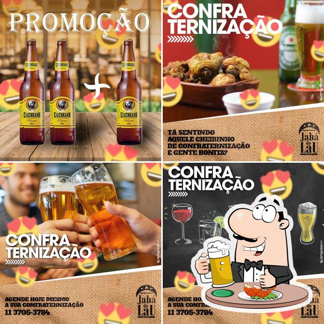 Você pode tomar uma tulipa de cerveja leve ou escura