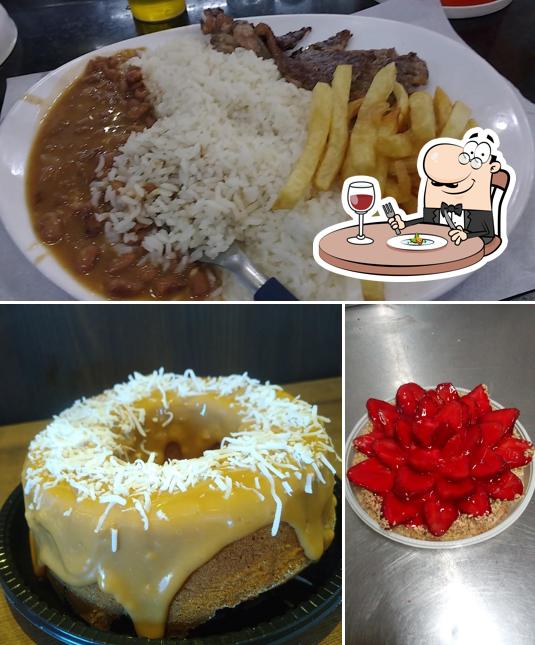 Comida em Panificadora e Confeitaria Rainha do Cipó