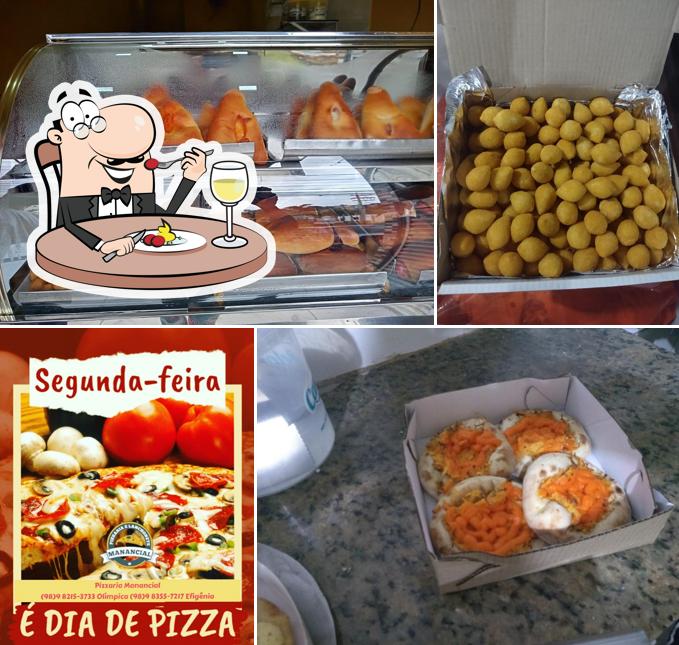 Comida em Pizzaria Manancial