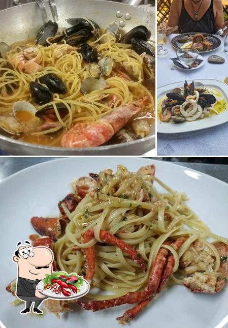 Ordina la cucina di mare a Ristorante Pizzeria Le Rose