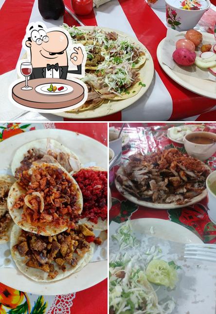 Comida en Taqueria Chigo