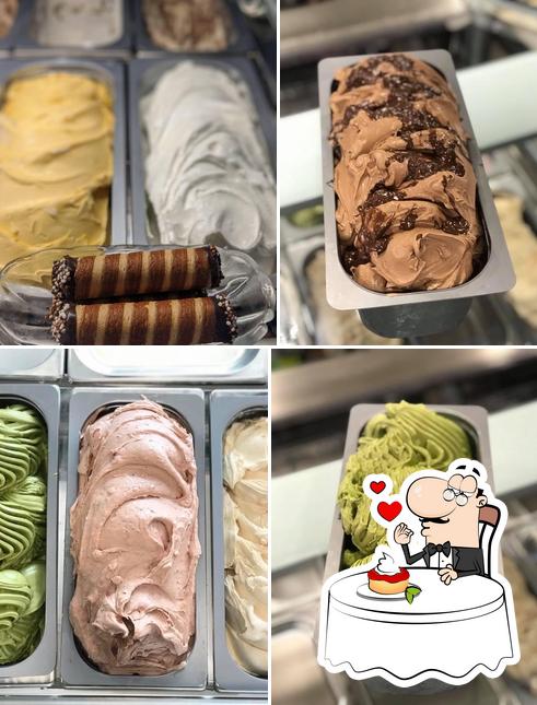 Dug & Betty's Ice Creamery / Crèmerie de Glace propose un nombre de plats sucrés