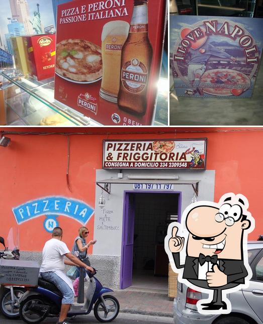 Aquí tienes una imagen de Pizzeria friggitoriaesposito