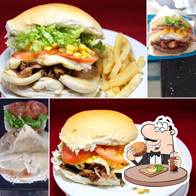 Consiga um hambúrguer no Fominha Lanches