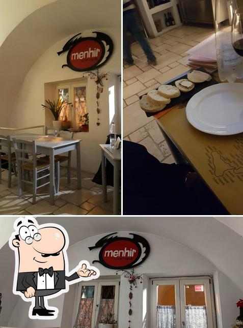 Gli interni di Menhir Taverna Sarda