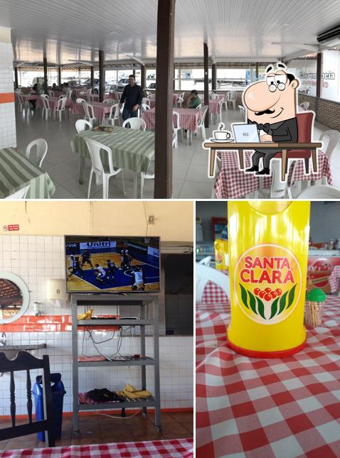 O interior do Churrascaria O Cervejão