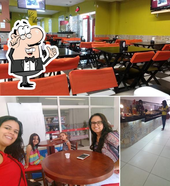 O interior do Farofa Carioca