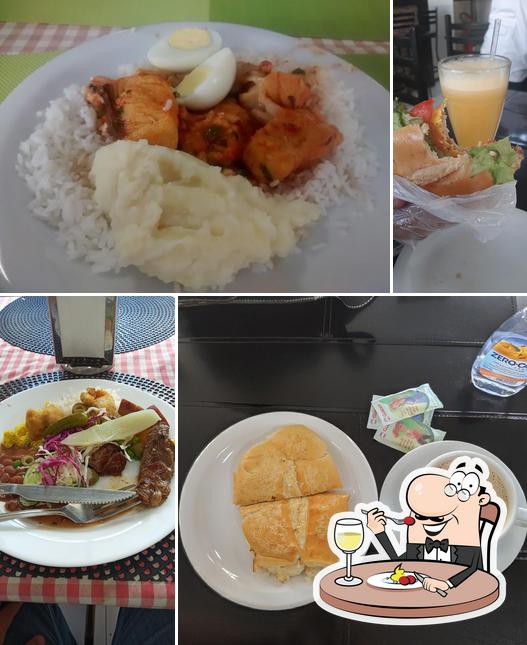 Comida em Padaria Costa Leite