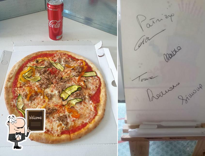 Vedi la immagine di Pizzeria D'Asporto Due Dadi 2