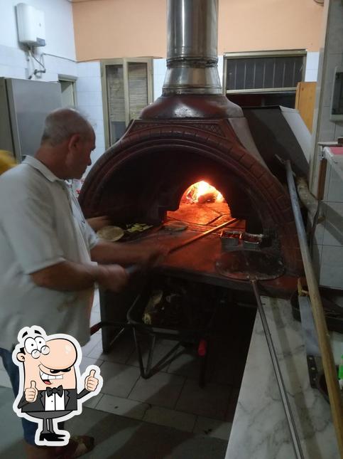 Guarda la immagine di Pizzeria Regina Pisignano